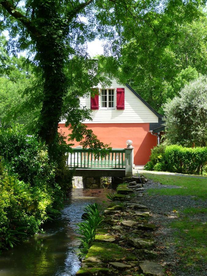 Bed & Breakfast Le Moulin D'eysus Et D'hotes *