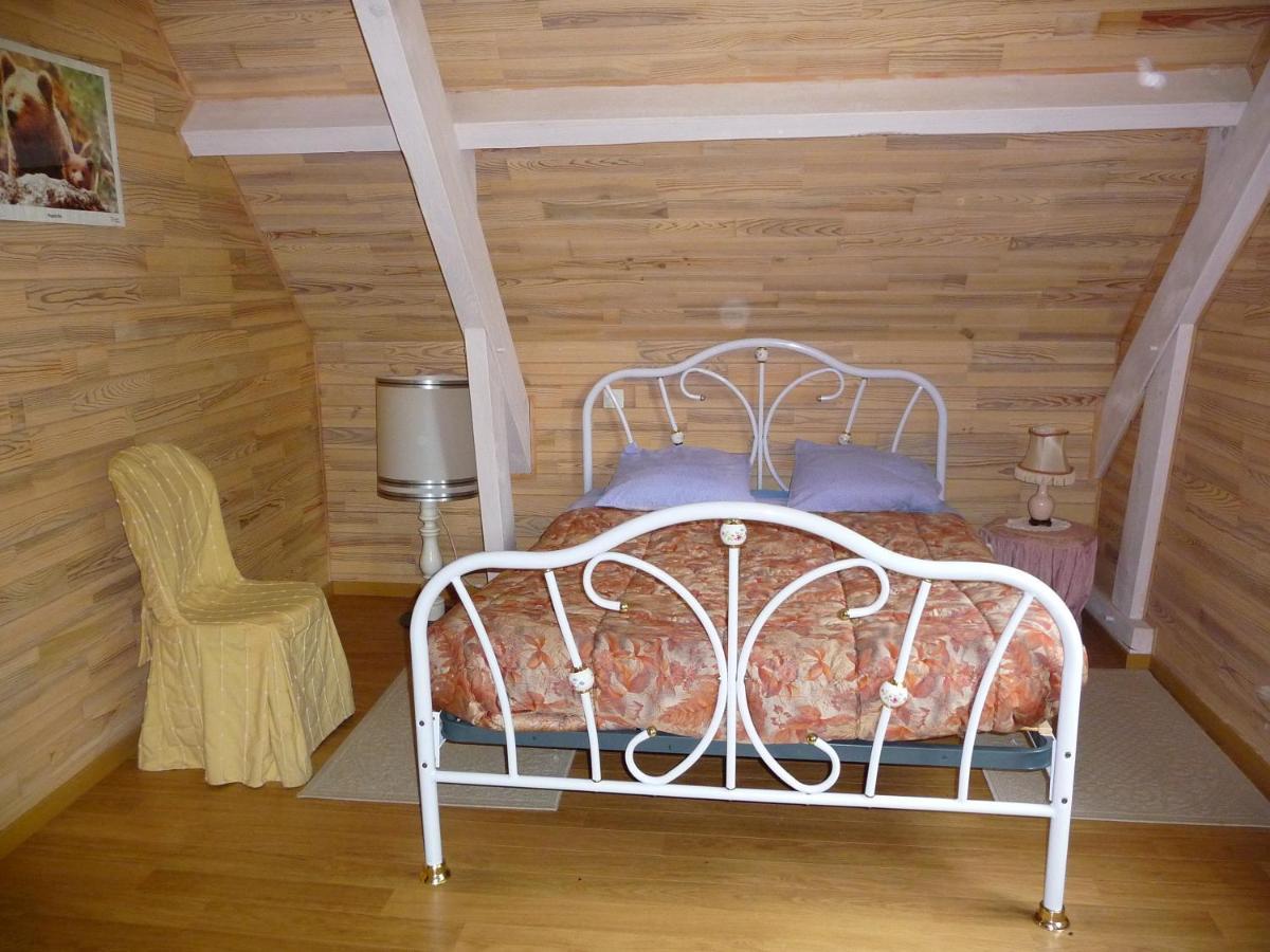 Le Moulin D'eysus Et D'hotes Bed & Breakfast *